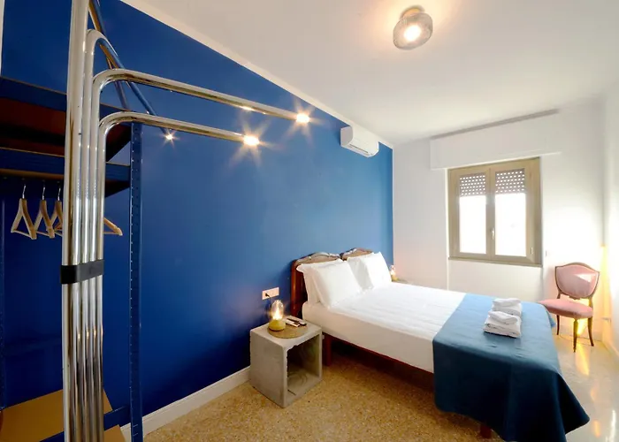 Led House