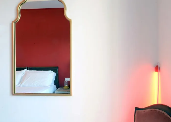 Led House *