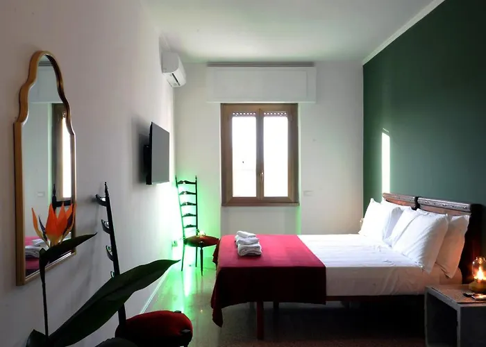 Led House Rom